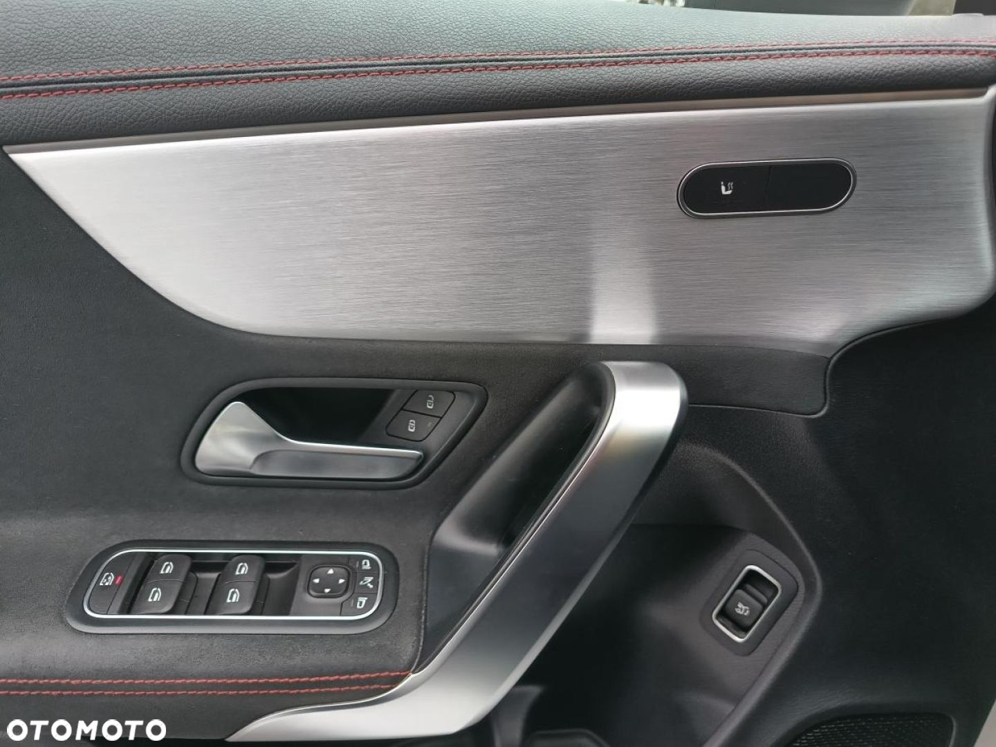 Mercedes-Benz CLA - 15