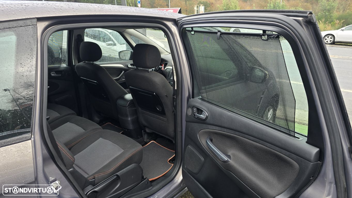 Ford S-Max 1.6 TDCi Titanium 7L - 32