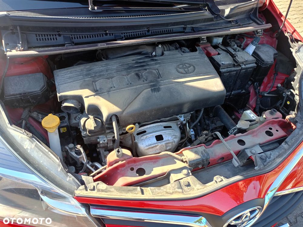 Toyota Yaris - 6