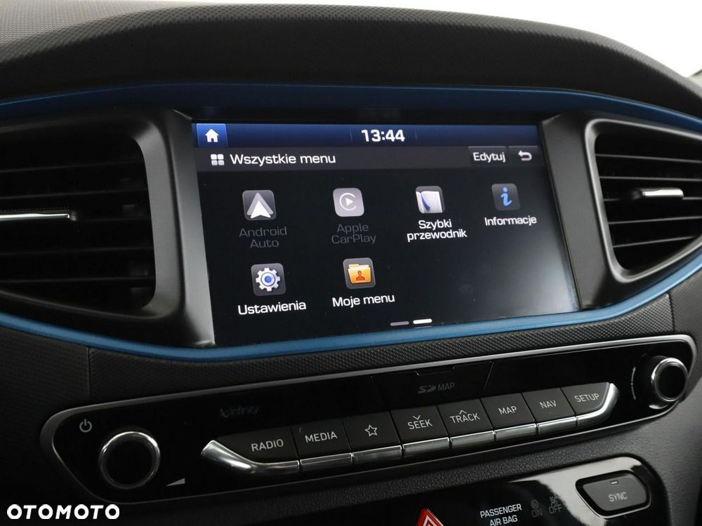 Hyundai IONIQ - 27