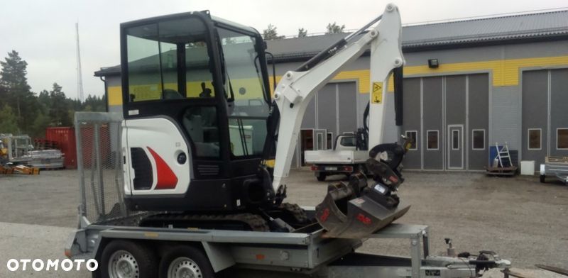 Volvo E17 Minikoparka z przyczepą - 1