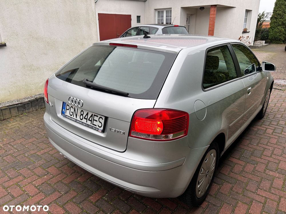 Audi A3 3-drzwiowe 1.9 TDIe DPF - 5