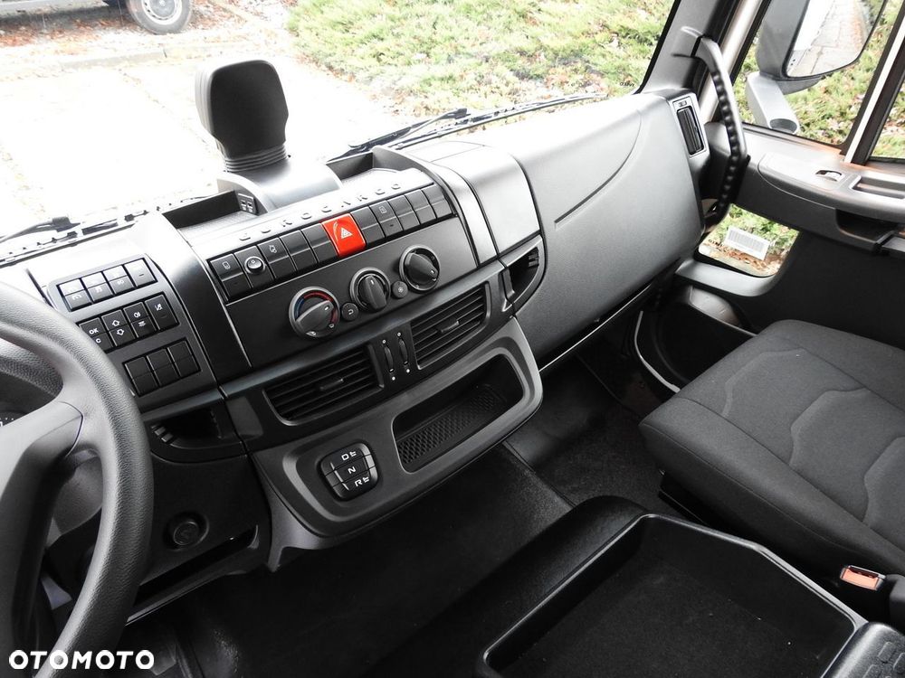 Iveco EUROCARGO 120-250 NOWY PLANDEKA WINDA 18 PALET WEBASTO KLIMATYZACJA TEMPOMAT LEDY PNEUMATYKA AUTOMAT 250KM - 35