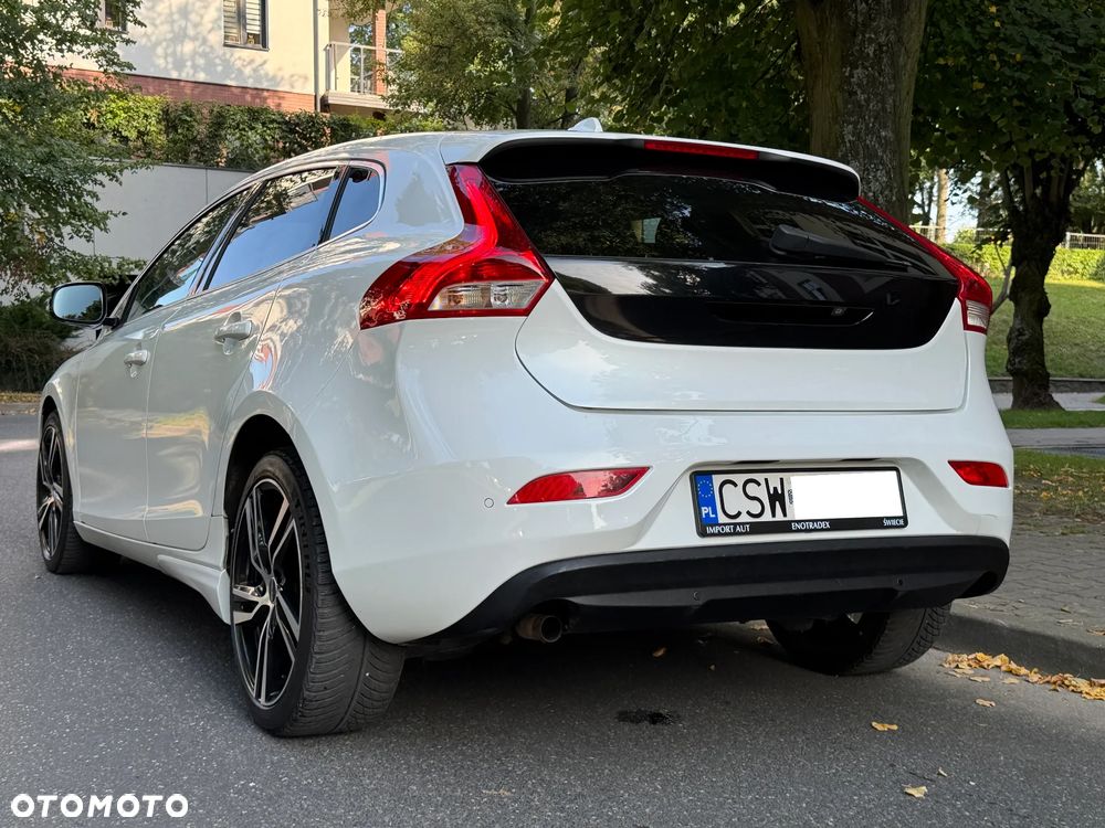 Volvo V40 D2 Ocean Race - 3