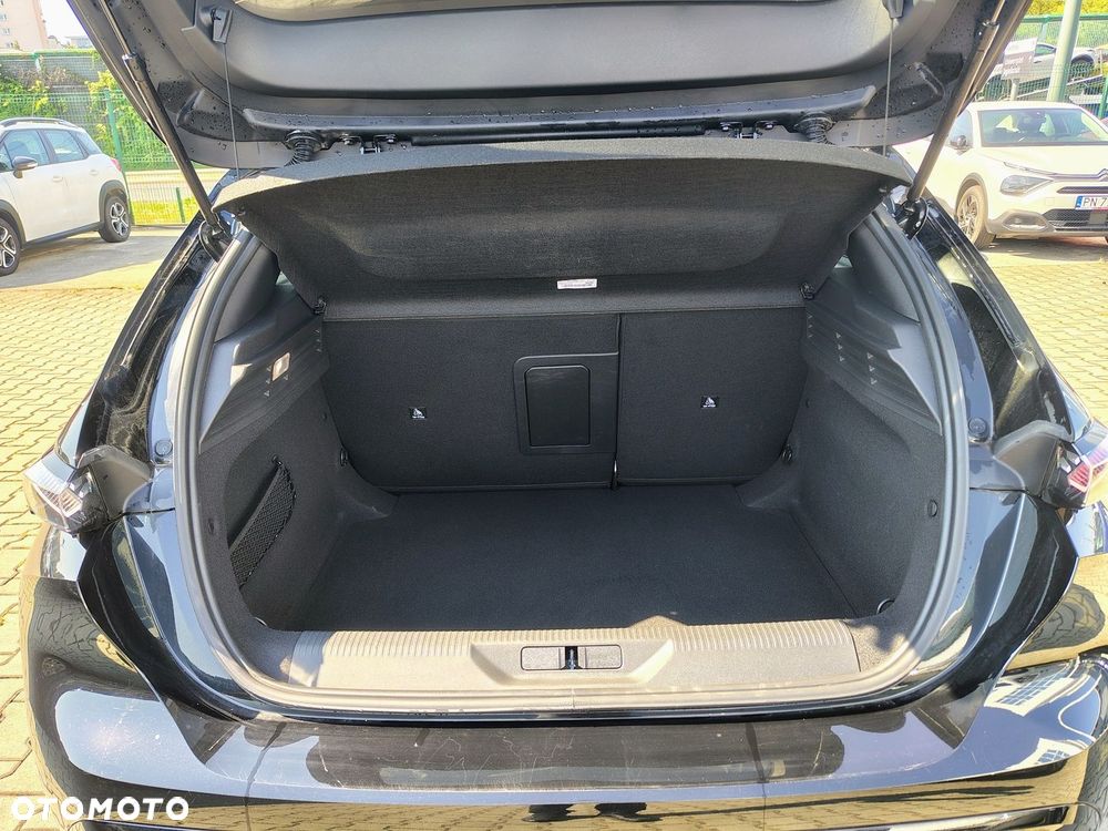 Peugeot 308 - 13