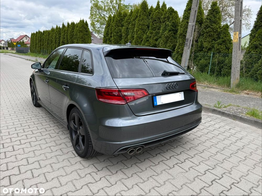 Audi A3 Sportback 2.0 TDI (clean diesel) S line Sportpaket - 4