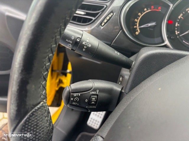 Citroën DS3 1.6 HDi Airdream Sport Chic - 16