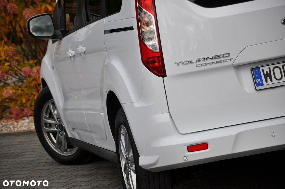 Ford Tourneo Connect 1.5 TDCi Start-Stop Titanium - 21