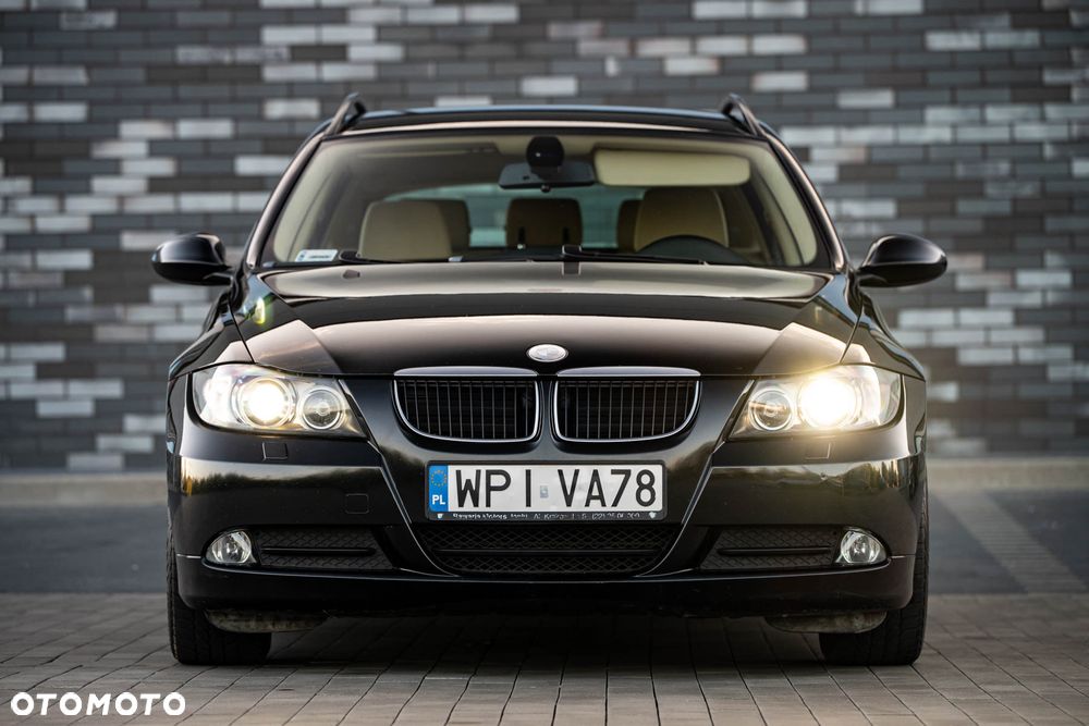 BMW Seria 3 320d - 3