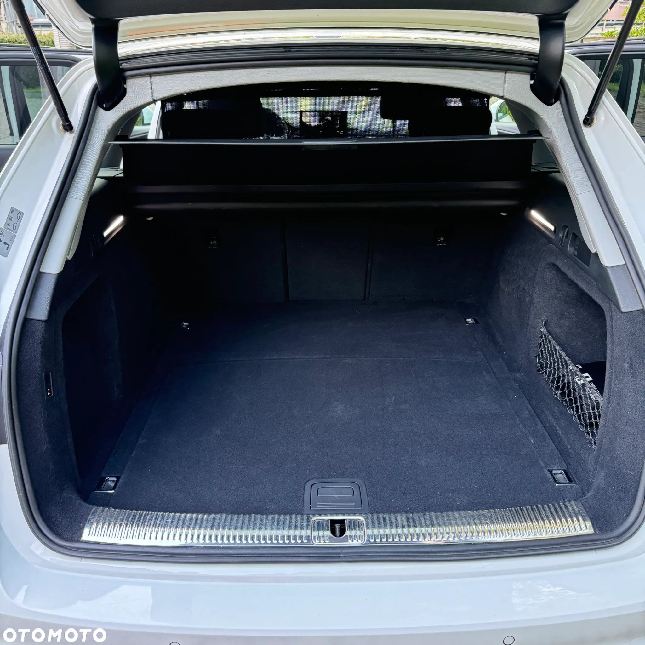 Audi A4 Avant 30 TDI S tronic - 15