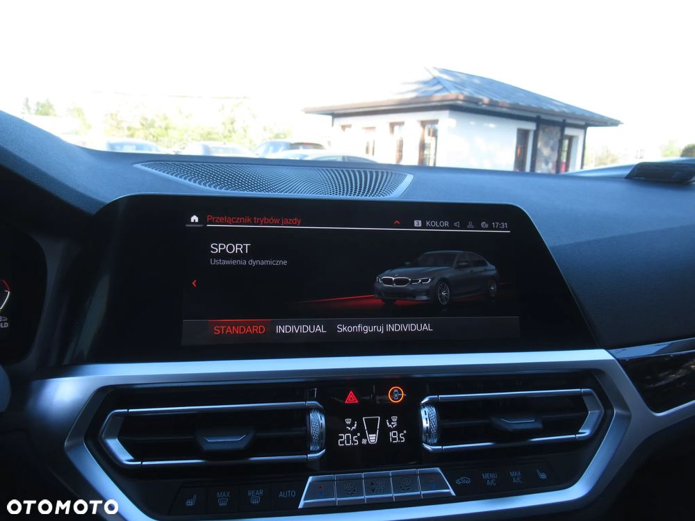 BMW Seria 3 320d MHEV Sport Line - 28