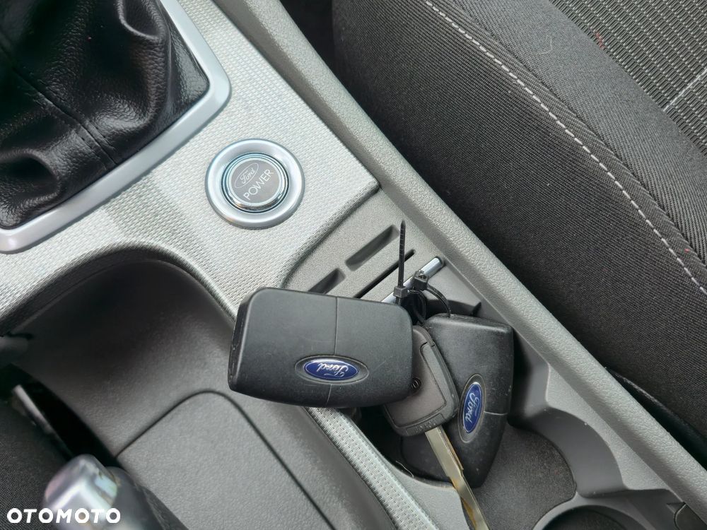 Ford Focus 1.8 Titanium - 30