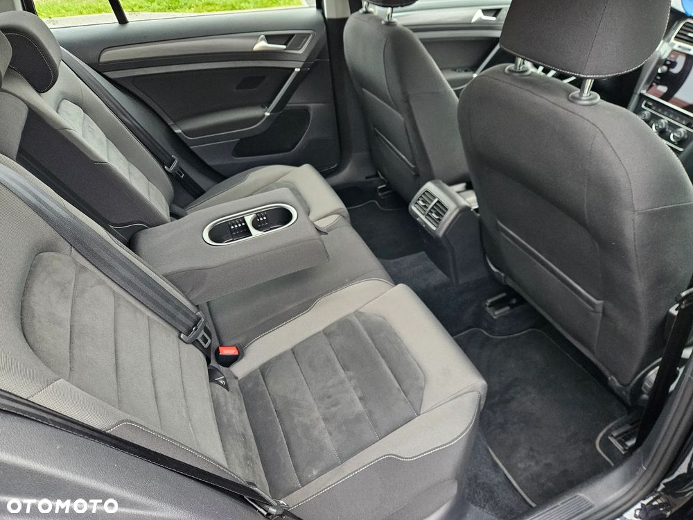 Volkswagen Golf Variant 2.0 TDI (BlueMotion Technology) DSG Highline - 11