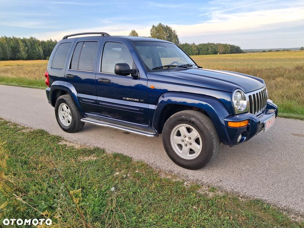 Jeep Cherokee - 5