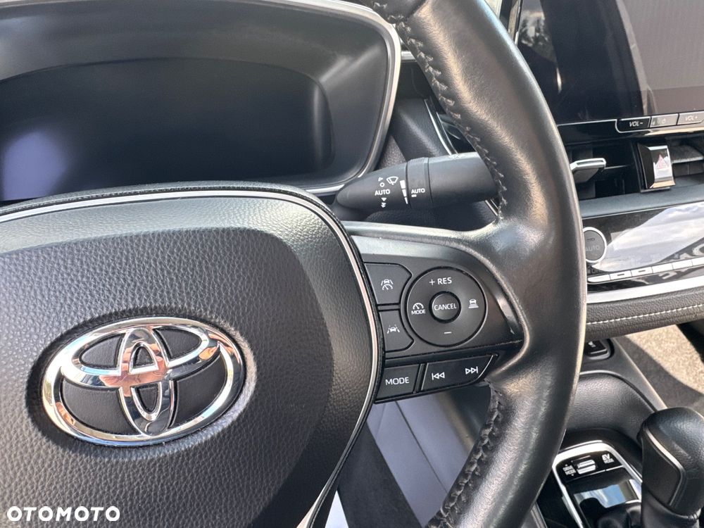 Toyota Corolla 1.8 Hybrid Comfort - 25