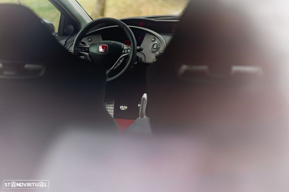Honda Civic 2.0 Type-R - 52