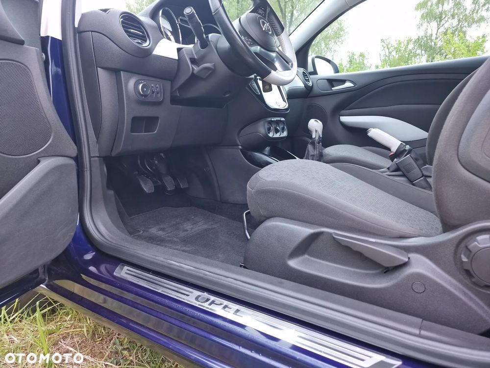 Opel Adam 1.2 Black Jack S&S - 30
