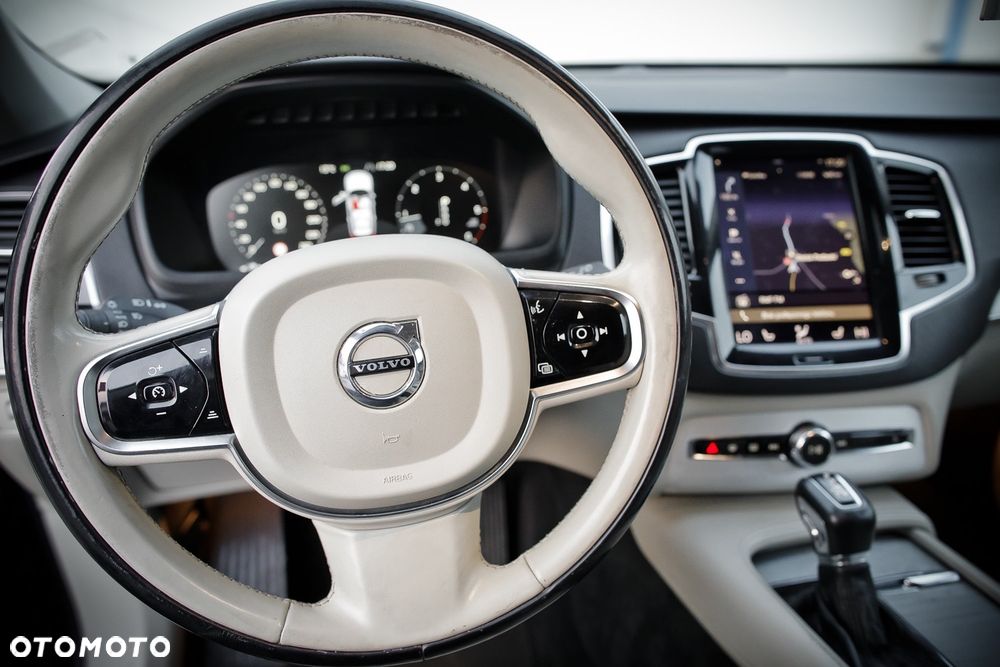 Volvo XC 90 D5 AWD Inscription 7os - 21