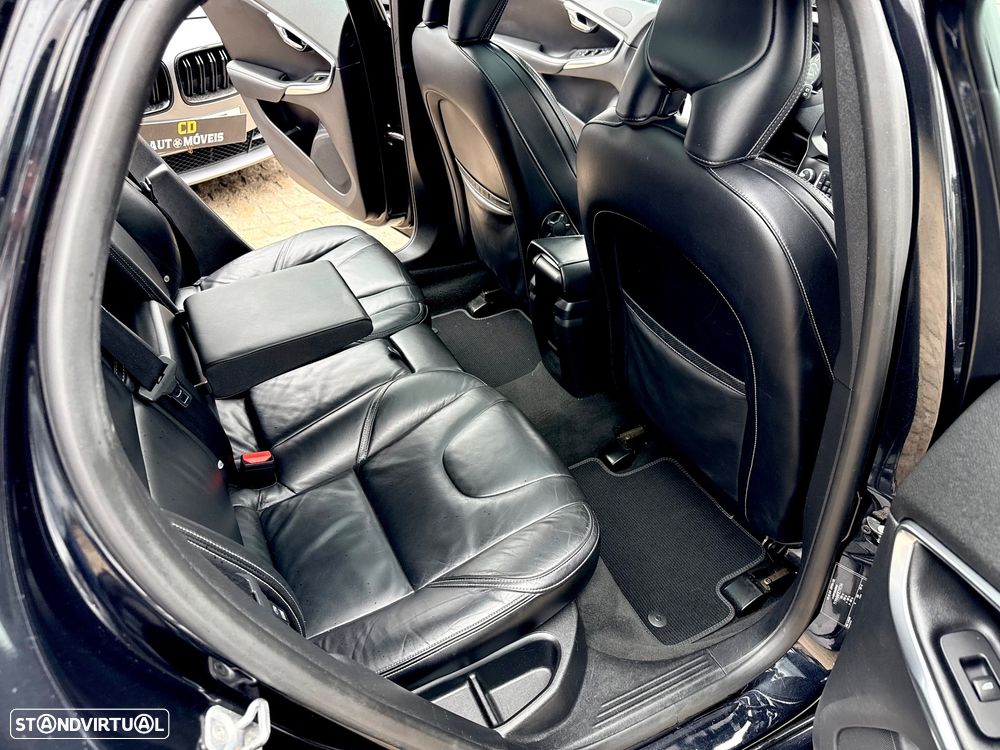 Volvo V40 1.6 D2 R-Design - 48