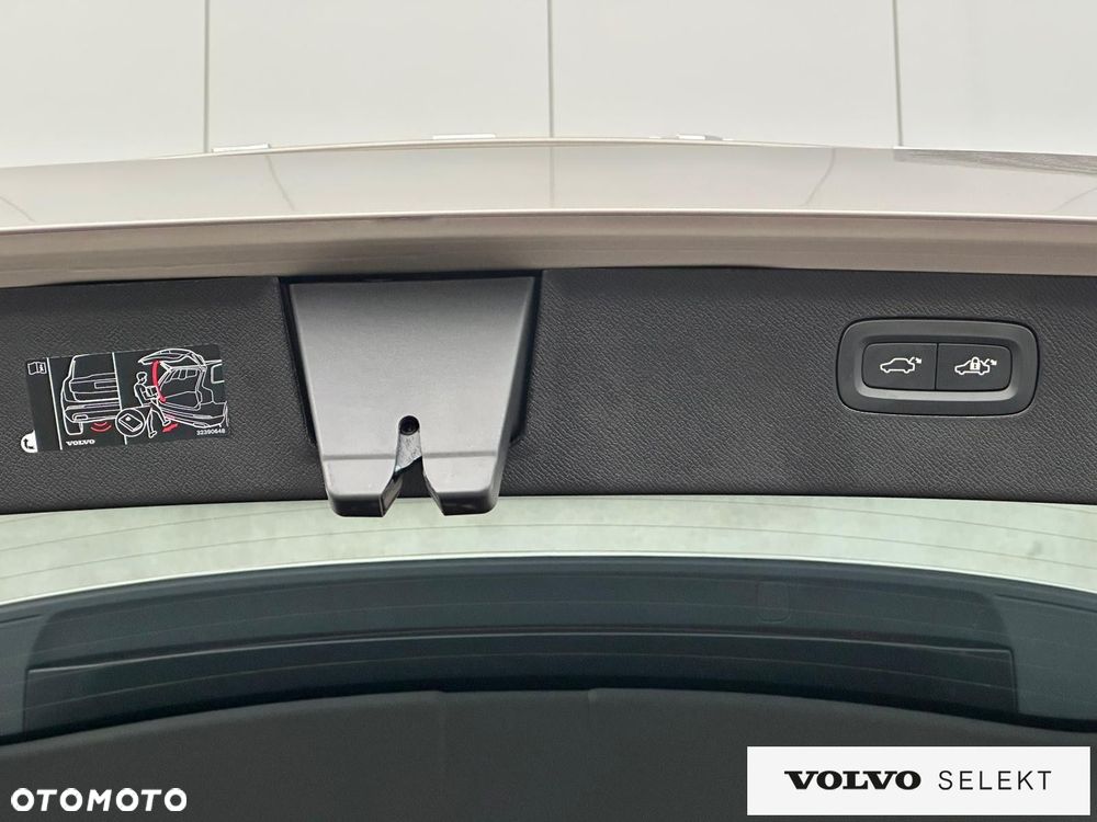 Volvo XC 90 - 24
