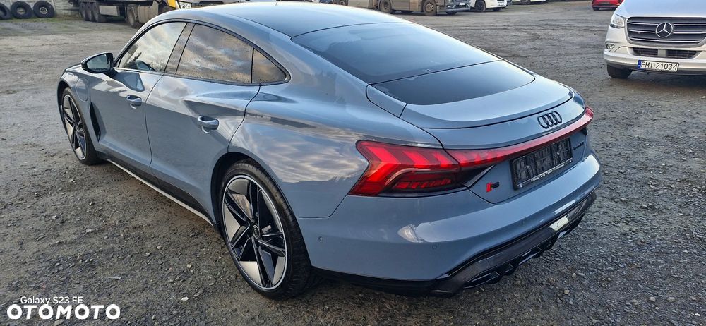 Audi e-tron GT - 4