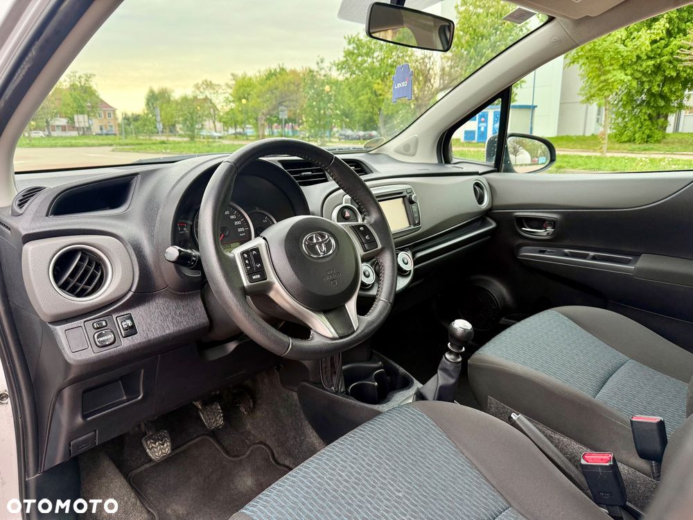 Toyota Yaris 1.33 VVT-i Edition - 14