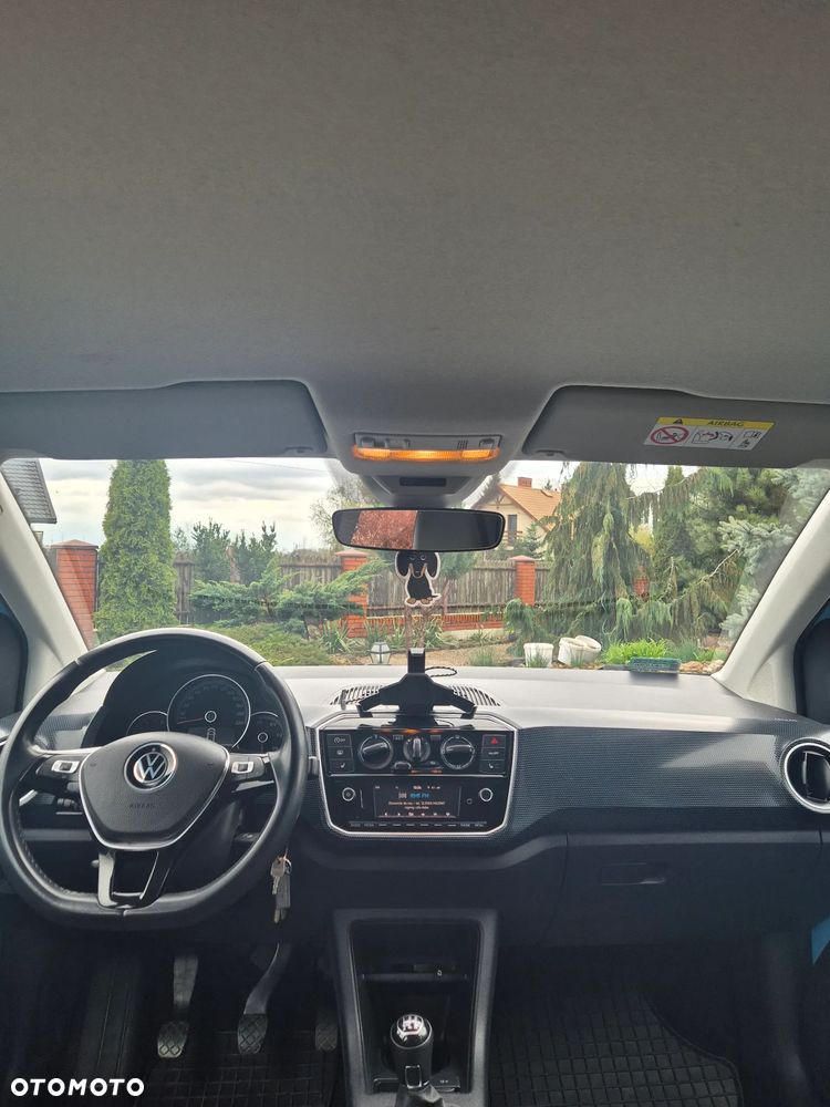 Volkswagen up! 1.0 Black Style - 12