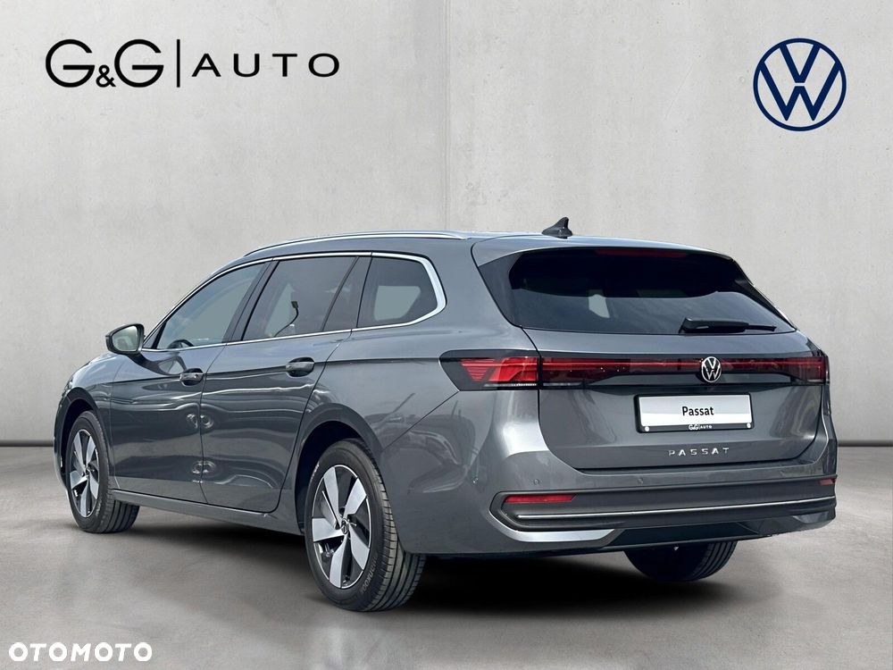 Volkswagen Passat - 3
