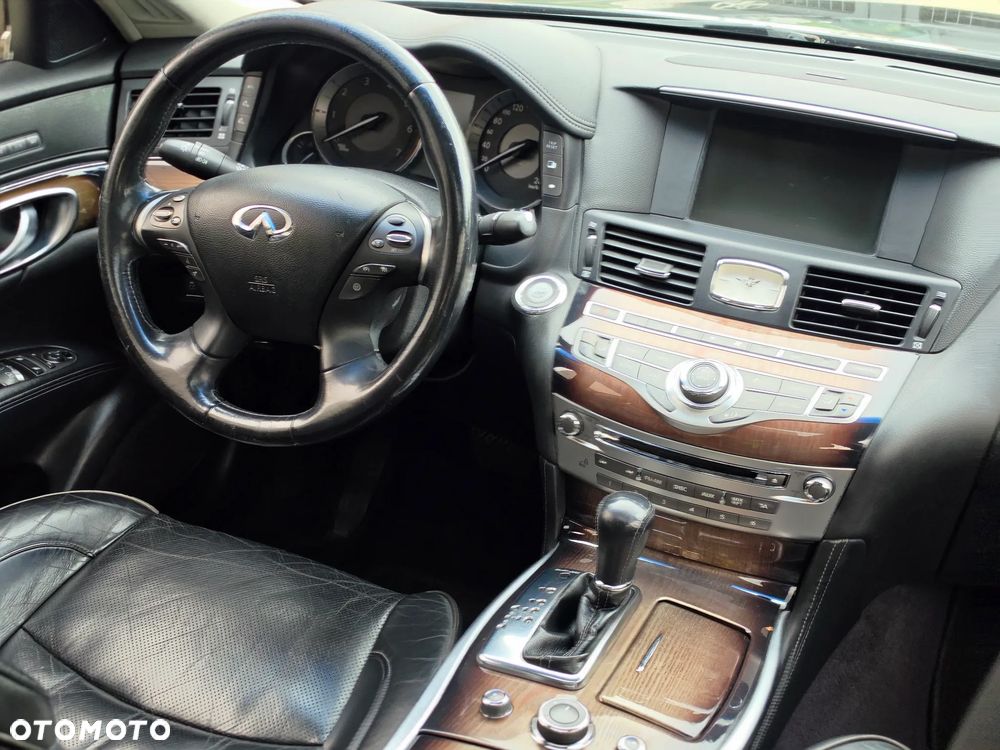 Infiniti M M30d S Premium - 35