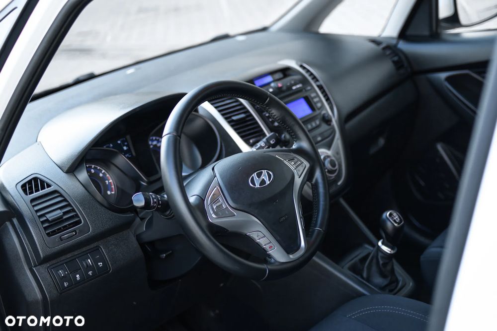 Hyundai ix20 - 8