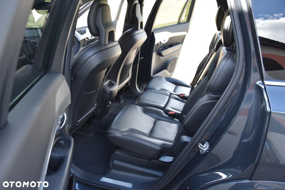 Volvo XC 90 - 13