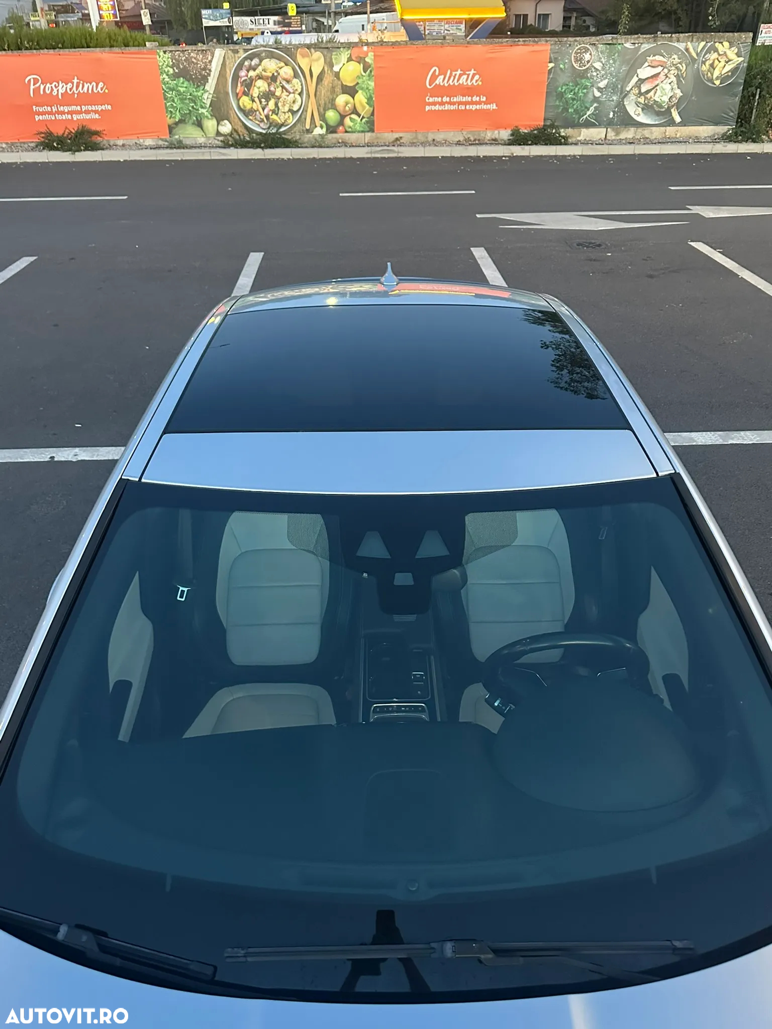 Jaguar XE 2.0 R-Sport - 13