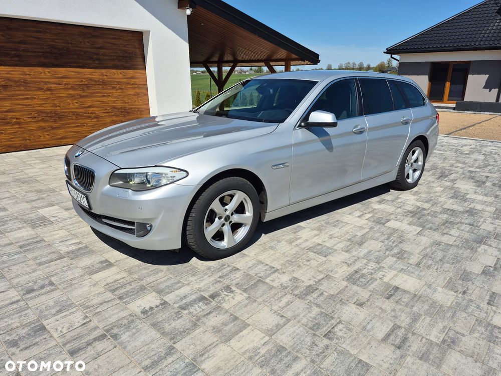 BMW Seria 5 520d - 12