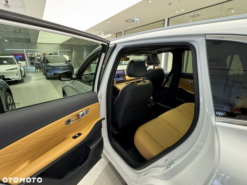 Geely Starray - 12