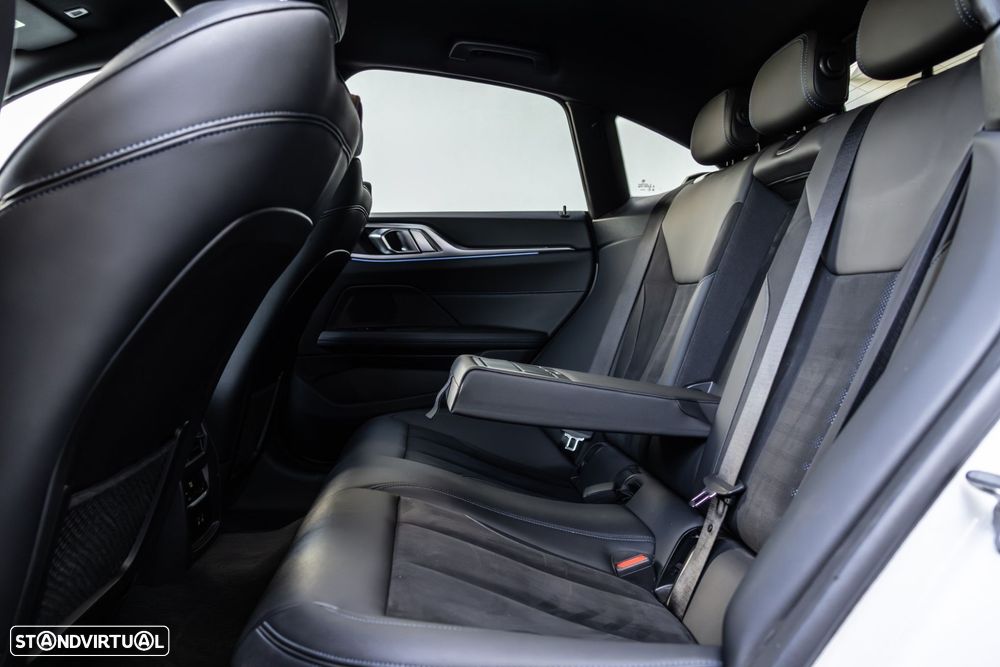 BMW i4 eDrive40 Pack Desportivo M - 32
