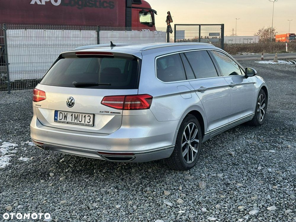 Volkswagen Passat 2.0 TDI Bi-Turbo BMT 4Mot Highline DSG - 9