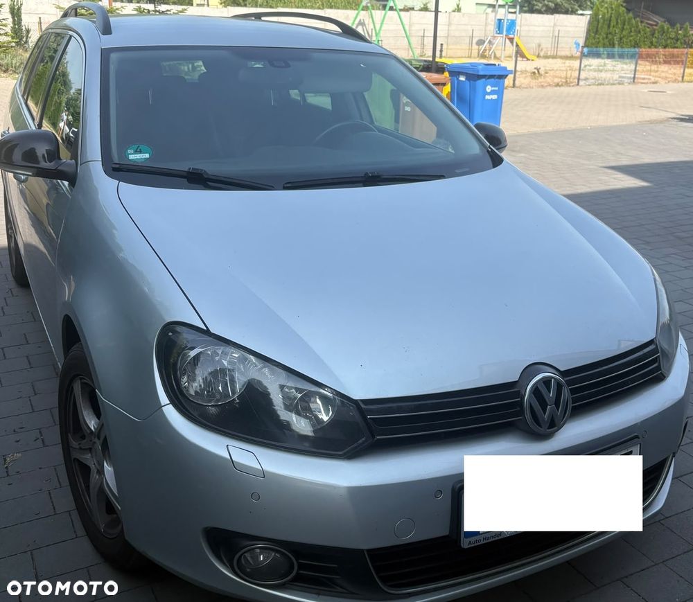 Volkswagen Golf - 1