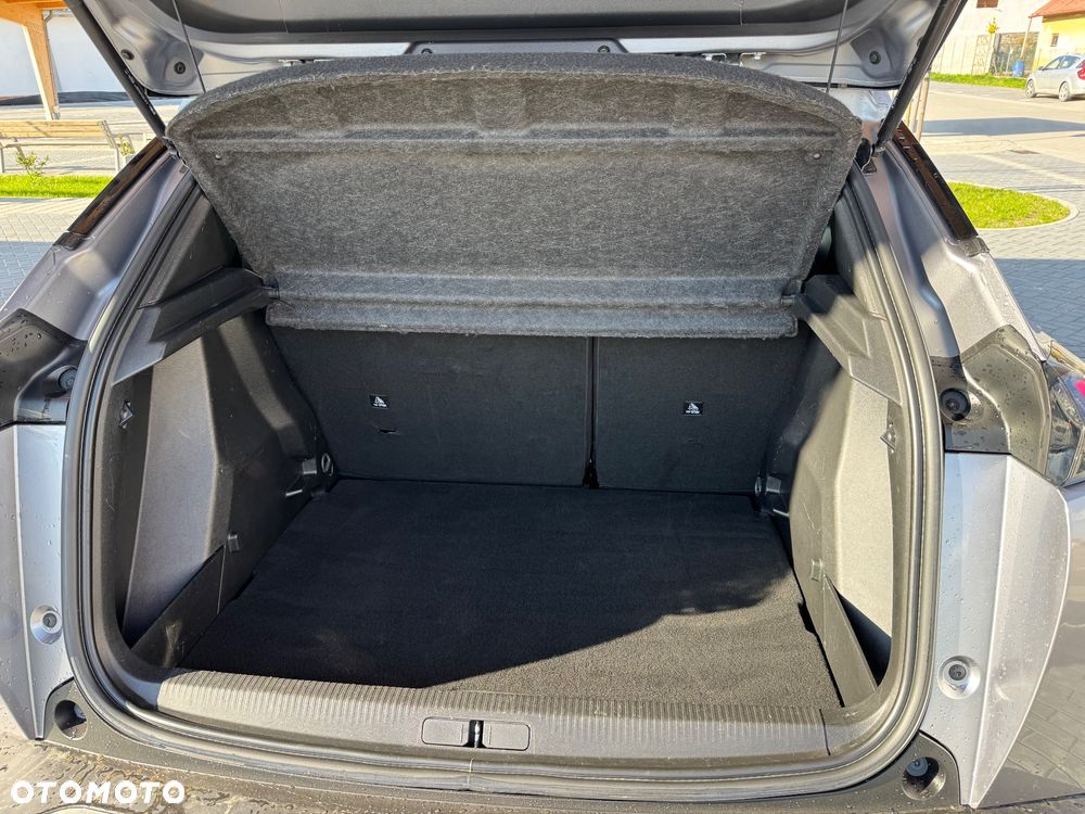Peugeot 2008 PureTech 130 EAT8 Active - 16