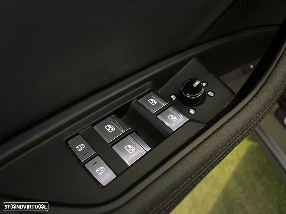 Audi e-tron 50 quattro Advanced - 44