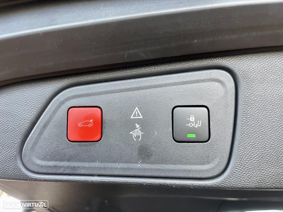 Peugeot 3008 1.2 PureTech Allure Pack - 33