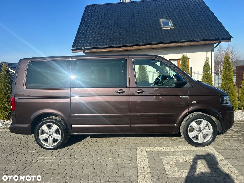 Volkswagen Caravelle - 7
