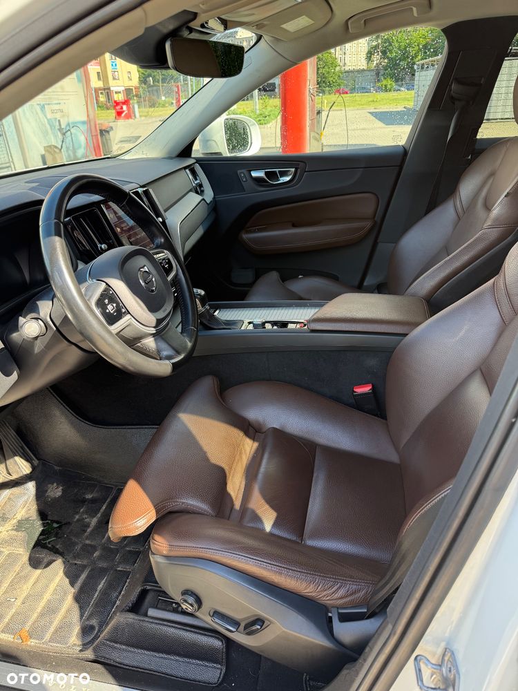 Volvo XC 60 T5 AWD Inscription - 14