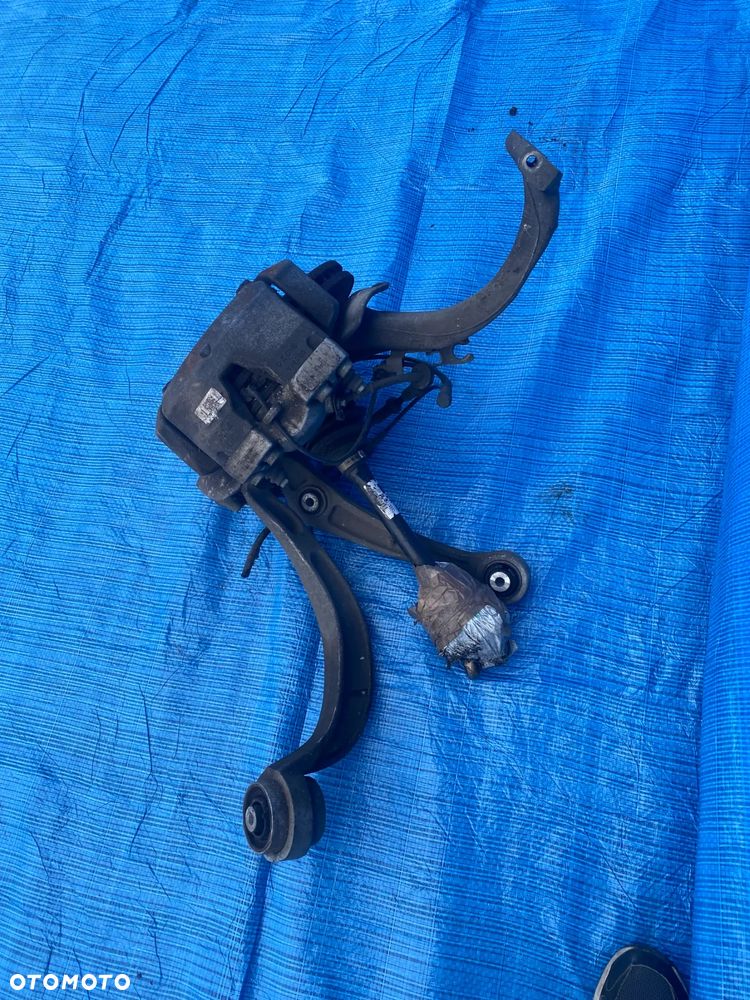 AUDI A6 C7 ZWROTNICA PIASTA WAHACZE KOMPLET PRAWY PRAWA  PRZÓD PRZEDNIA ORYGINAŁ 4G0407241D    4G0407242D - 5