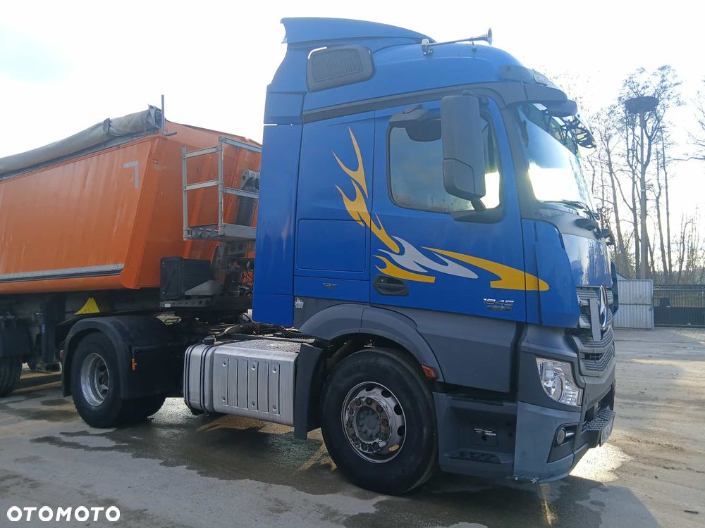 Mercedes-Benz 1845 - 3