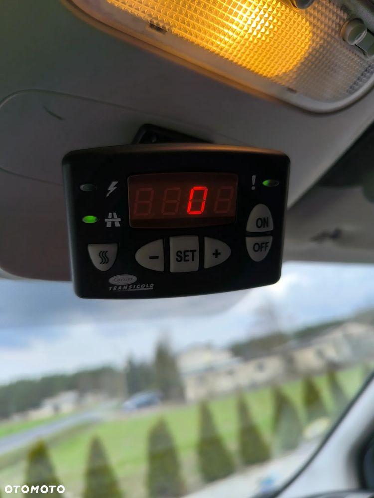 Nissan NV300 - 7