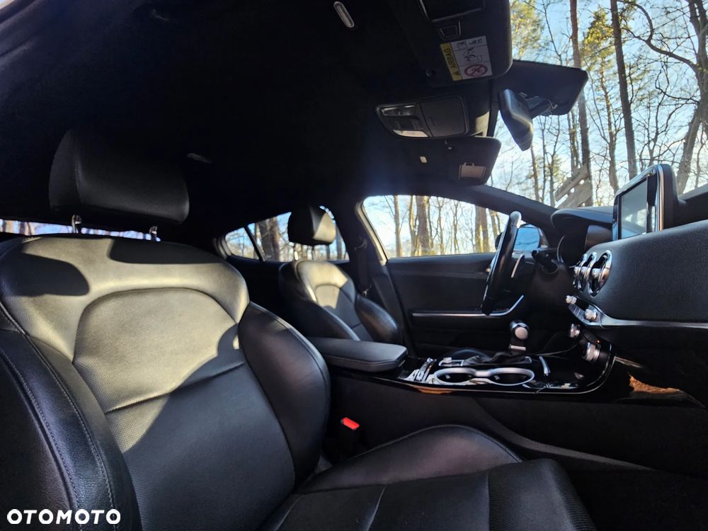 Kia Stinger 2.0 T-GDI XL - 8