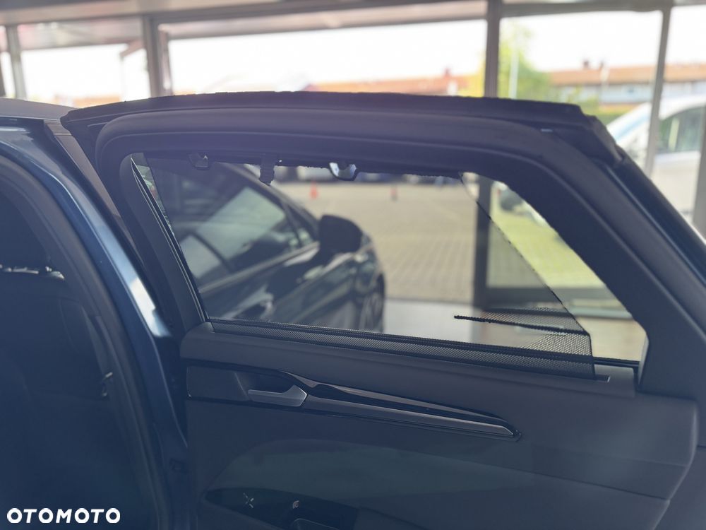 Ford Mondeo - 36
