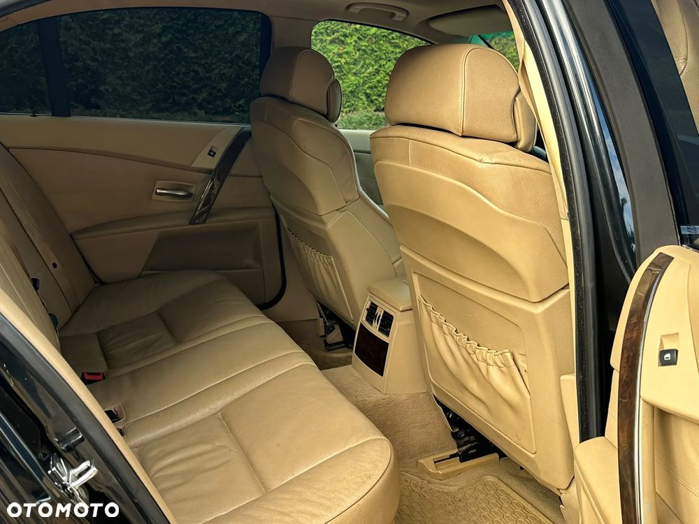 BMW Seria 5 - 12