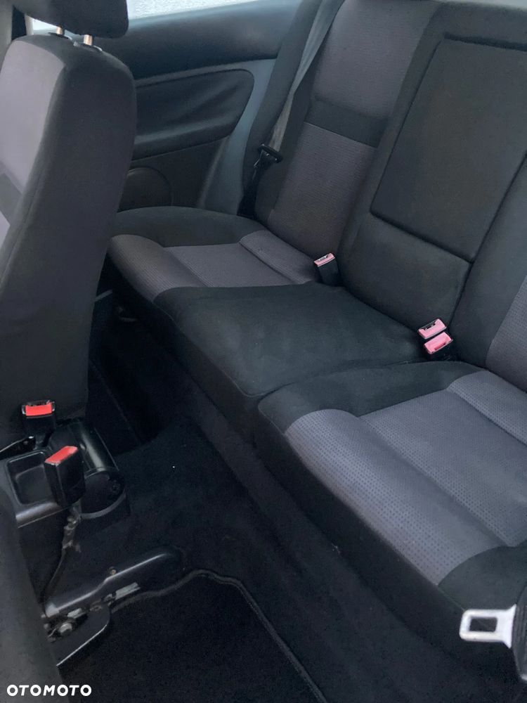 Volkswagen Golf - 9