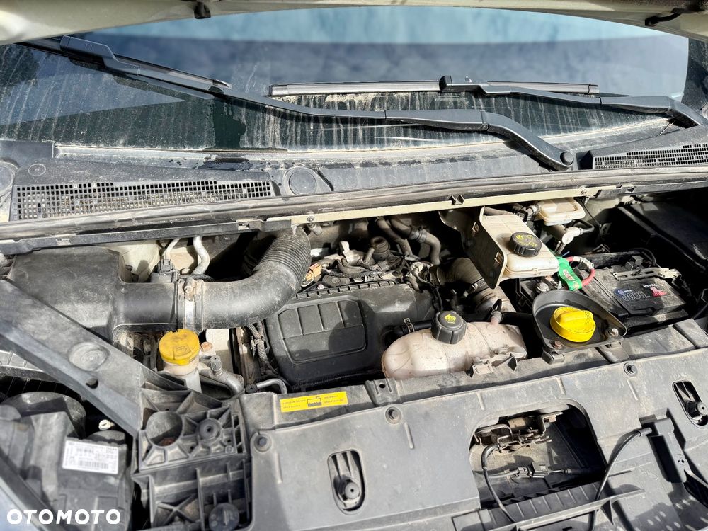 Opel Vivaro - 25